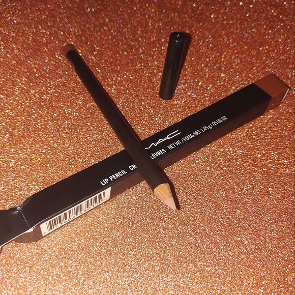 MAC Cosmetics Makeup Stripdown Lip Pencil Creamy Brown Beige Mac